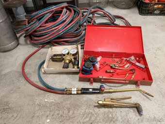 Autogen, kyslík plyn - 2