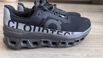 Bežecké topánky Cloudmonster Lumos,Black - ON -45 - 2
