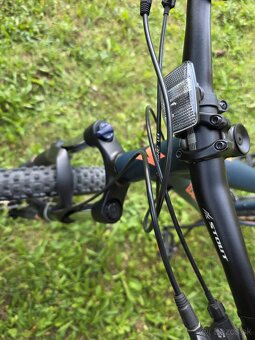 Predám alebo vymením Horsky bycikel Specialized - 2