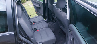VW Touran 2,0 - 2