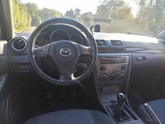 Mazda 3, Hatchback, 1.6, 77kW, Manuál - 2