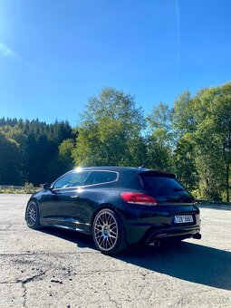 Volkswagen Scirocco R 2.0 TSI DSG - 2