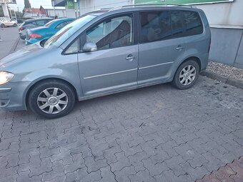 Volkswagen touran 2tdi 7miestny - 2