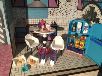 LOL dom s príslušenstvom a darčekmi - 2