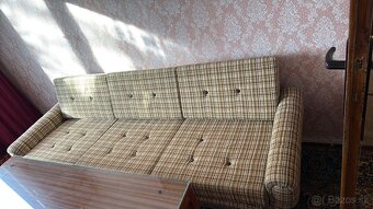 Obývačkovy stôl + gauč + kreslá - 2