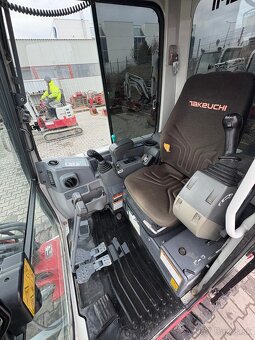 TAKEUCHI TB235 - 2