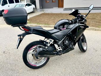 Honda CBR 250R - 2