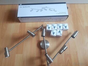 Led reflektor  a žiarovky - 2