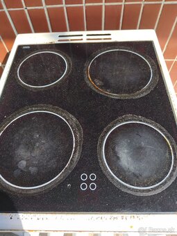 Elektricky sporak Beko - 2