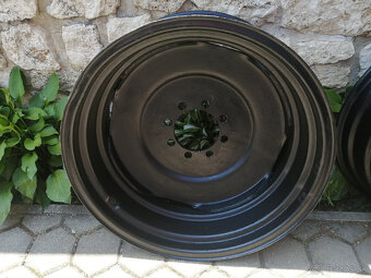 Traktorové disky R16,9-30 - 2