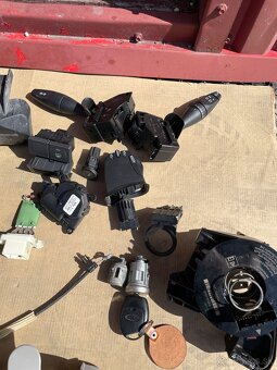 fiesta diely interieru - 2