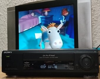 SONY SLV-E470 .... 4 hlavový videorekordér .... - 2