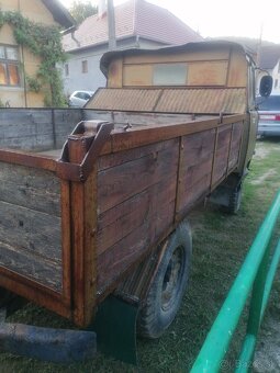 Uaz 452 vyklapač - 2