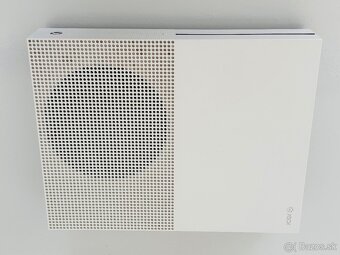 Xbox One S 1TB + bezdrôtový ovládač (Blue) - 2