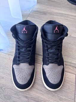 Predám Jordan 1 Mid SE - 2