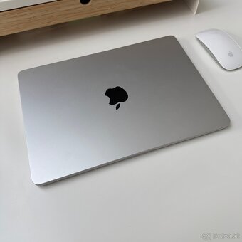 MacBook Air 13” M3 – V ZÁRUKE - 2