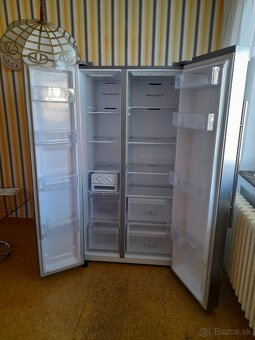 Americká chladnička Samsung RS66N8100SL - Top stav - 2
