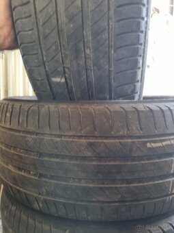 235/45R17 Michelin primacy 4 dot 2021 - 2