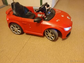 Predám detské elektrické autíčko značky audi - 2