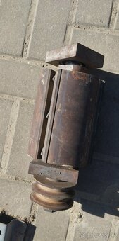 Hoblovaci valec - 2