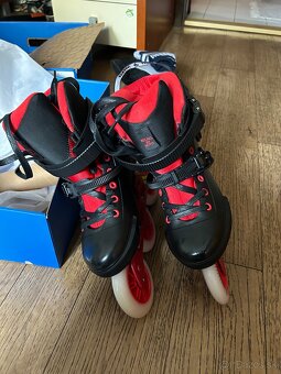 Powerslide Next Black Red 110 Trinity 42-43 - 2