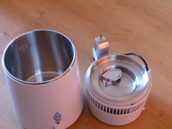 Destilátor vody 750w/4l - 2