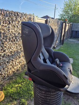 Römer Britax Trifix 2 i-Size Black - 2