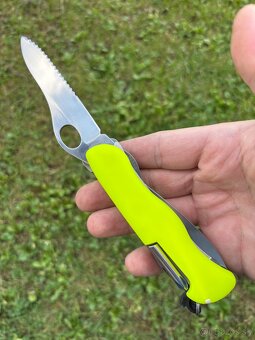 Nôž Victorinox Rescue tool - 2