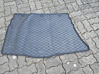 Gumova vanicka hyundai i30 - 2