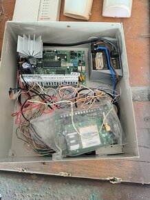 Poplašne zariadenie,Alarm PC585 - 2