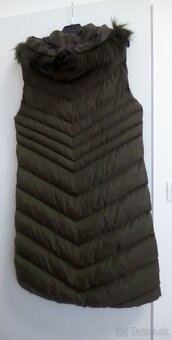Pekná dámska teplá vesta - 2