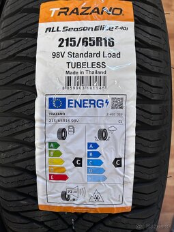 Nové celoročné Pneu 215/65R16 - 2