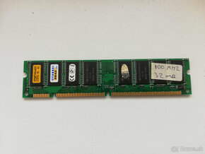 Predam RAM pamat SDRAM 32MB - 2