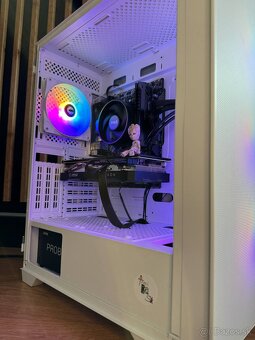 Herný PC/5700 XT 8GB/R5 5600X/ 32GB RAM/ - 2