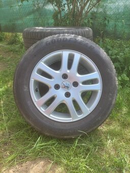 elektróny 15" Peugeot 4x108 - 2