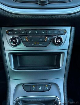 Opel Astra 1.2 Turbo Elegance - 2
