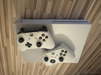 Xbox one S - 2