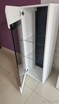 Vitrína - 2