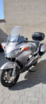 Honda ST 1300 Pan European - 2