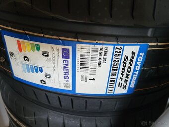 225/35 ZR18 (87Y) XL - 2