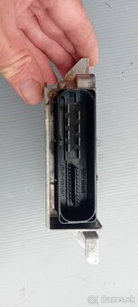 RJ elektrickej ručnej brzdy VW Passat B6 - 2