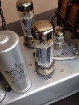 2x Štúdiové elektrónkové zosilňovače Telefunken - 2