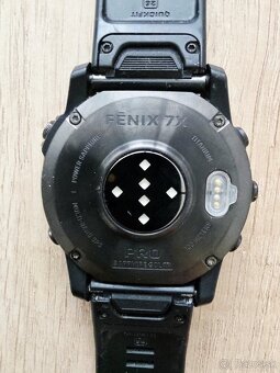 Predám garmin fenix 7x pro sapphire solar - 2