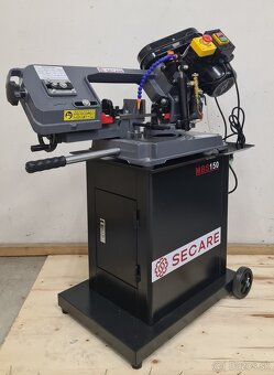 Pásová pila na kov s chladením - 2