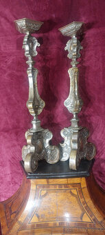 DVOJICA BAROKOV7CH SVIETNIKOU Z 18 st. - 2