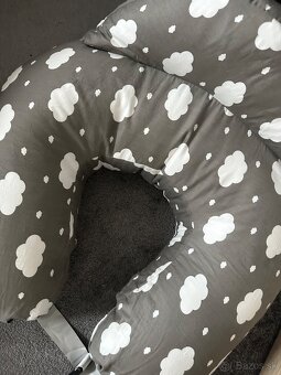 vankúš na dojčenie - 2