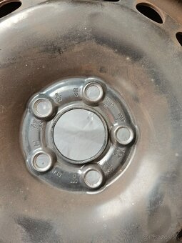 Zimné pneumatiky s diskami 185/65/R15 - 2