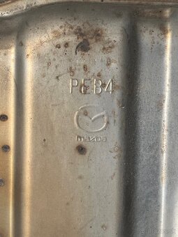 Originál výfuk mazda 3 sedan - 2