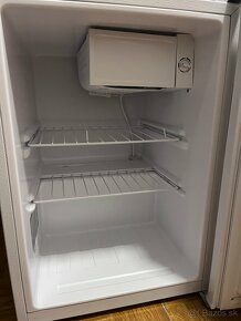 Predám chladničku HYUNDAI - 2