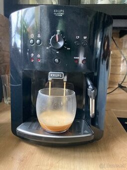 automaticky kávovar KUPS Espresseria EA81 po velkom servise - 2